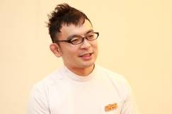 外反母趾専門整体師 小林 龍司